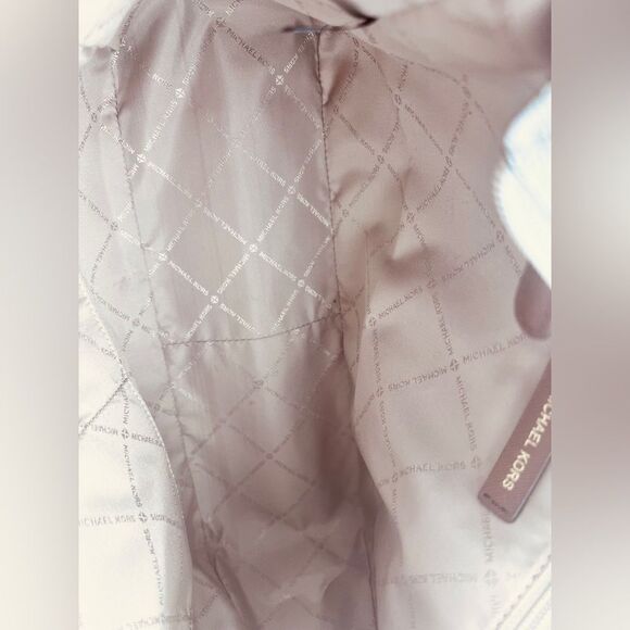 Michael Michael Kors Sylvia Signature Medium Tote - Picture 10 of 11